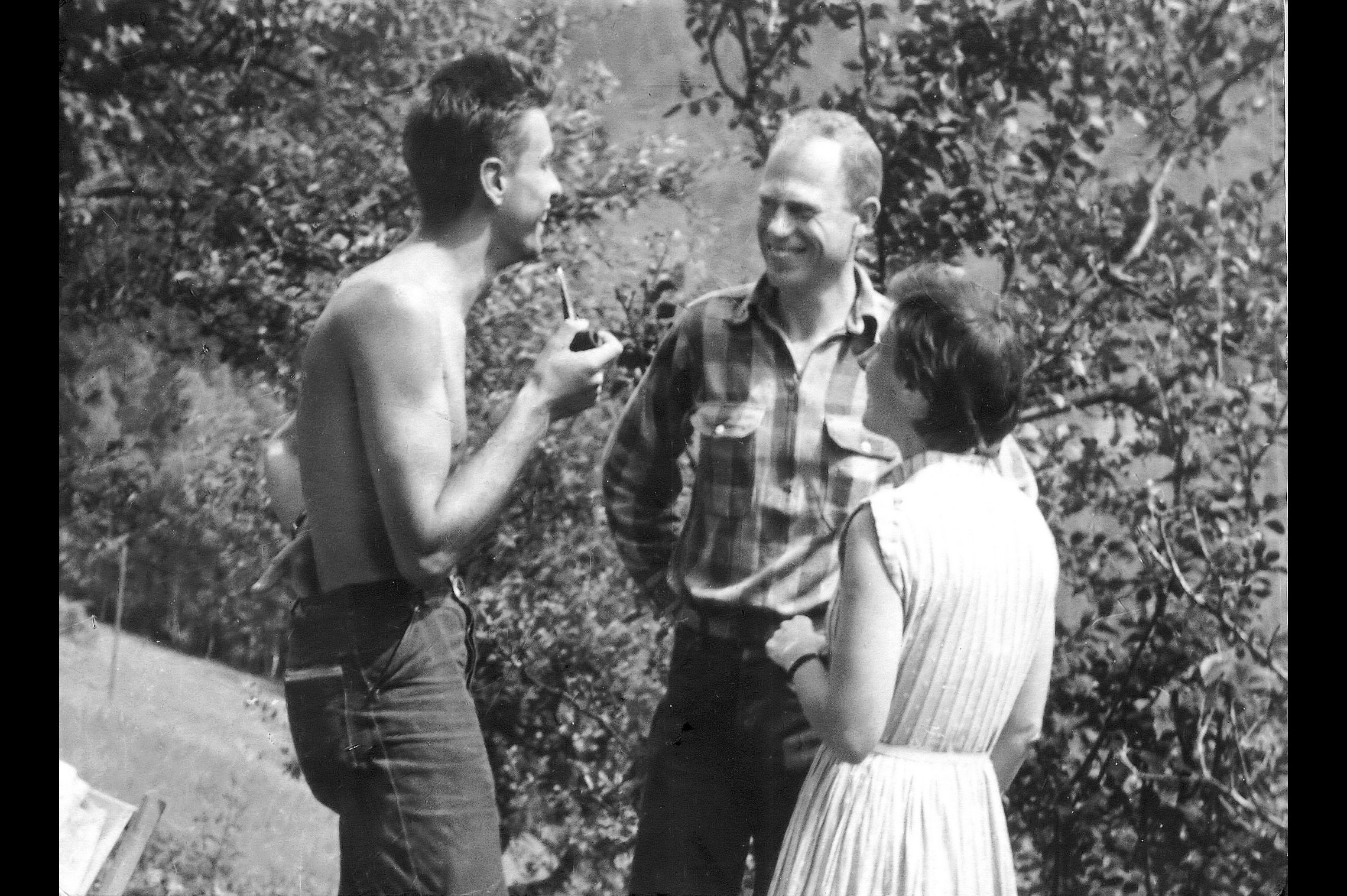 Pierre Gilles de Gennes with Cécile and Bryce DeWitt, summer 1953